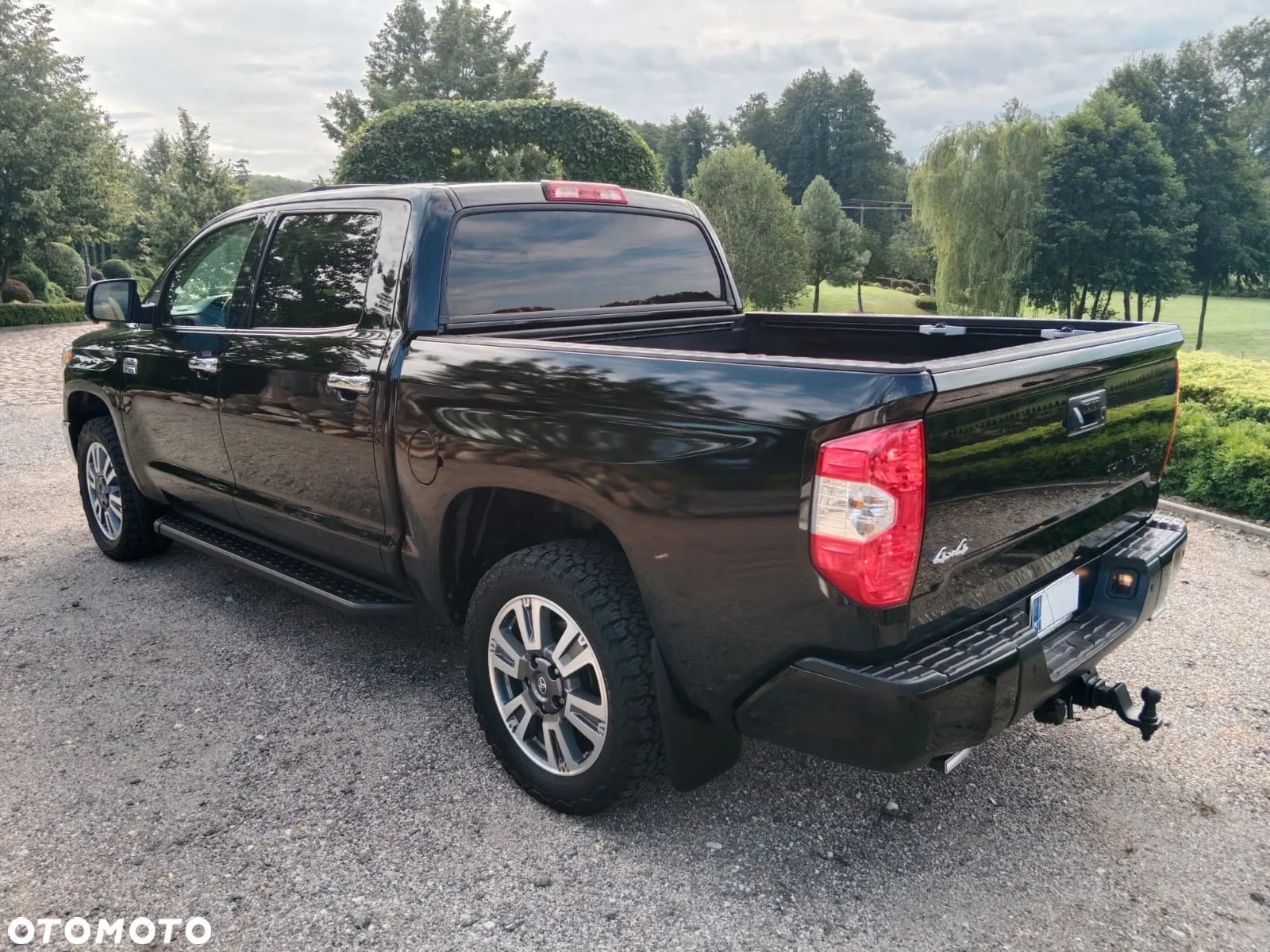 Toyota Tundra - 4
