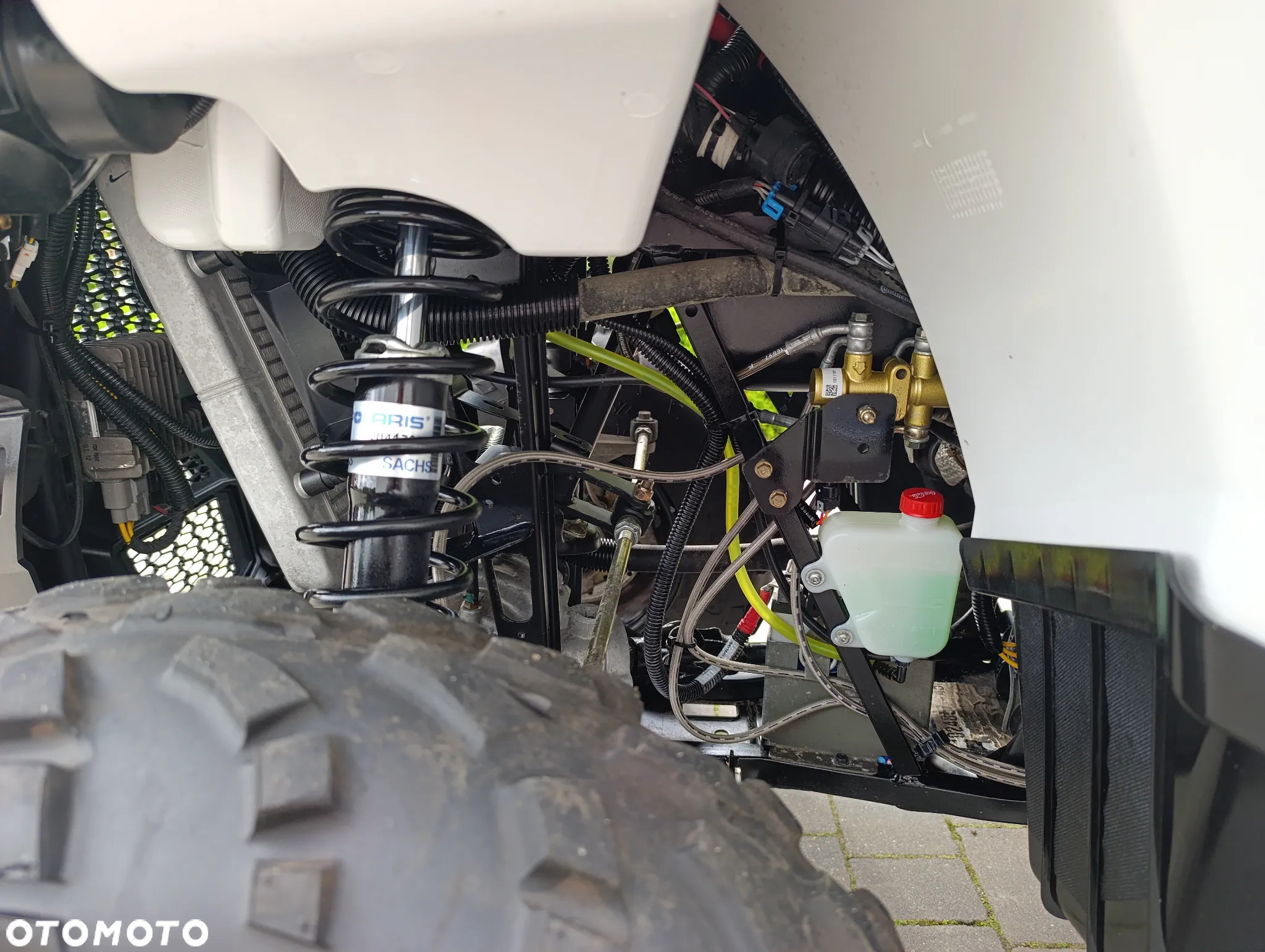 Polaris Sportsman - 14