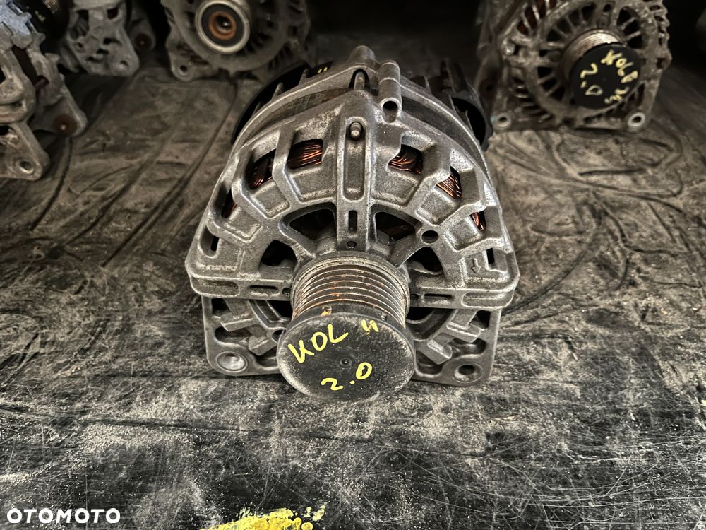 Alternator 2.0 DCI (2) Renault Koleos II 231002513R - 2