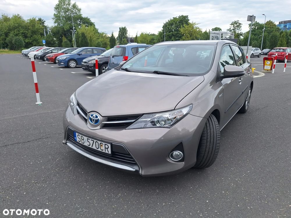Toyota Auris 1.8 HSD Luna - 4
