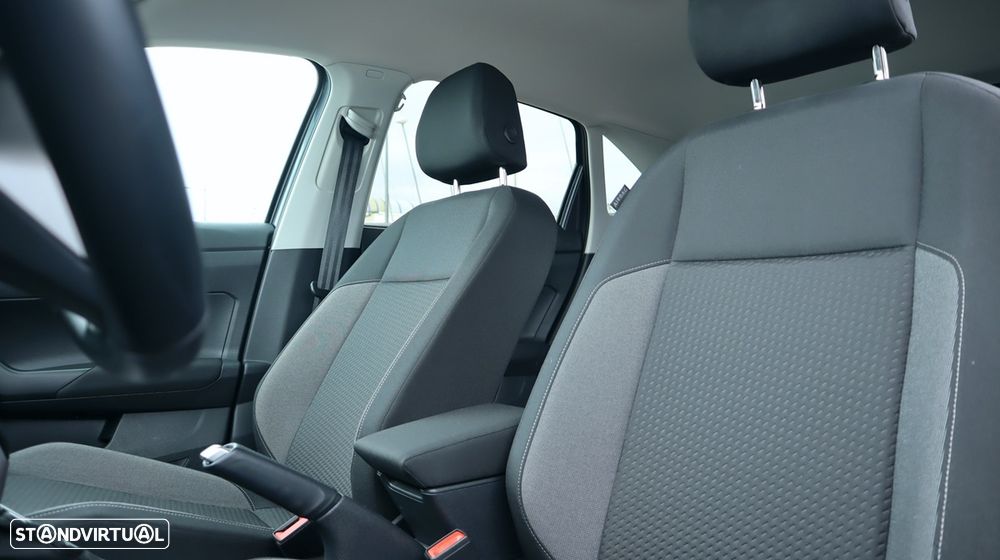 VW Taigo 1.0 TSI Urban DSG - 40