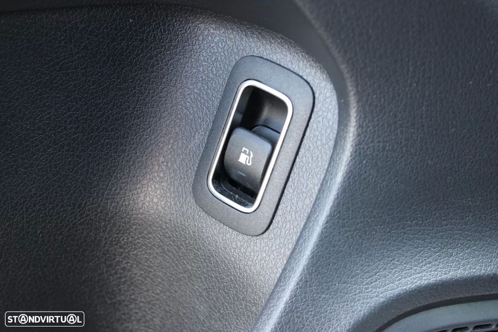 Mercedes-Benz A 250 e AMG Line - 10