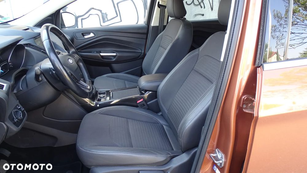 Ford Kuga - 14