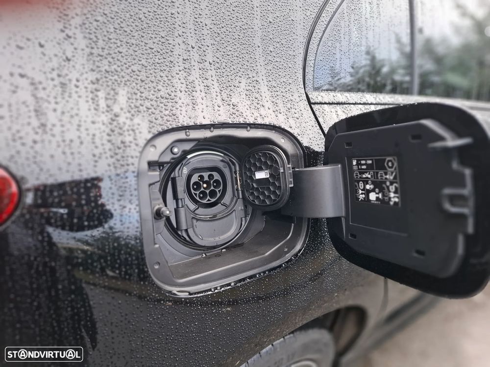 Mercedes-Benz A 250 e 8G-DCT AMG Line Advanced Plus - 8