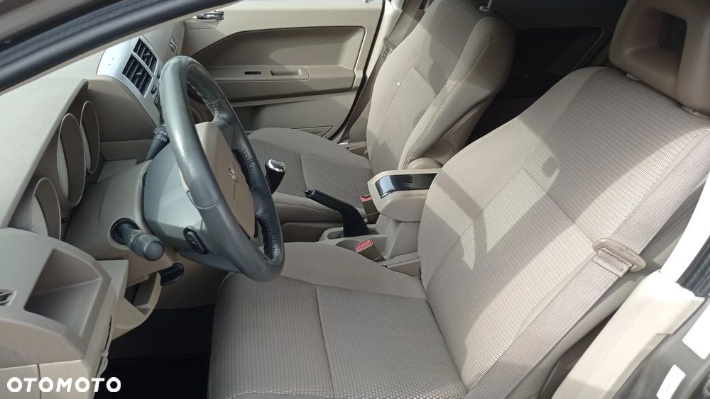 Dodge Caliber 1.8 SXT - 33