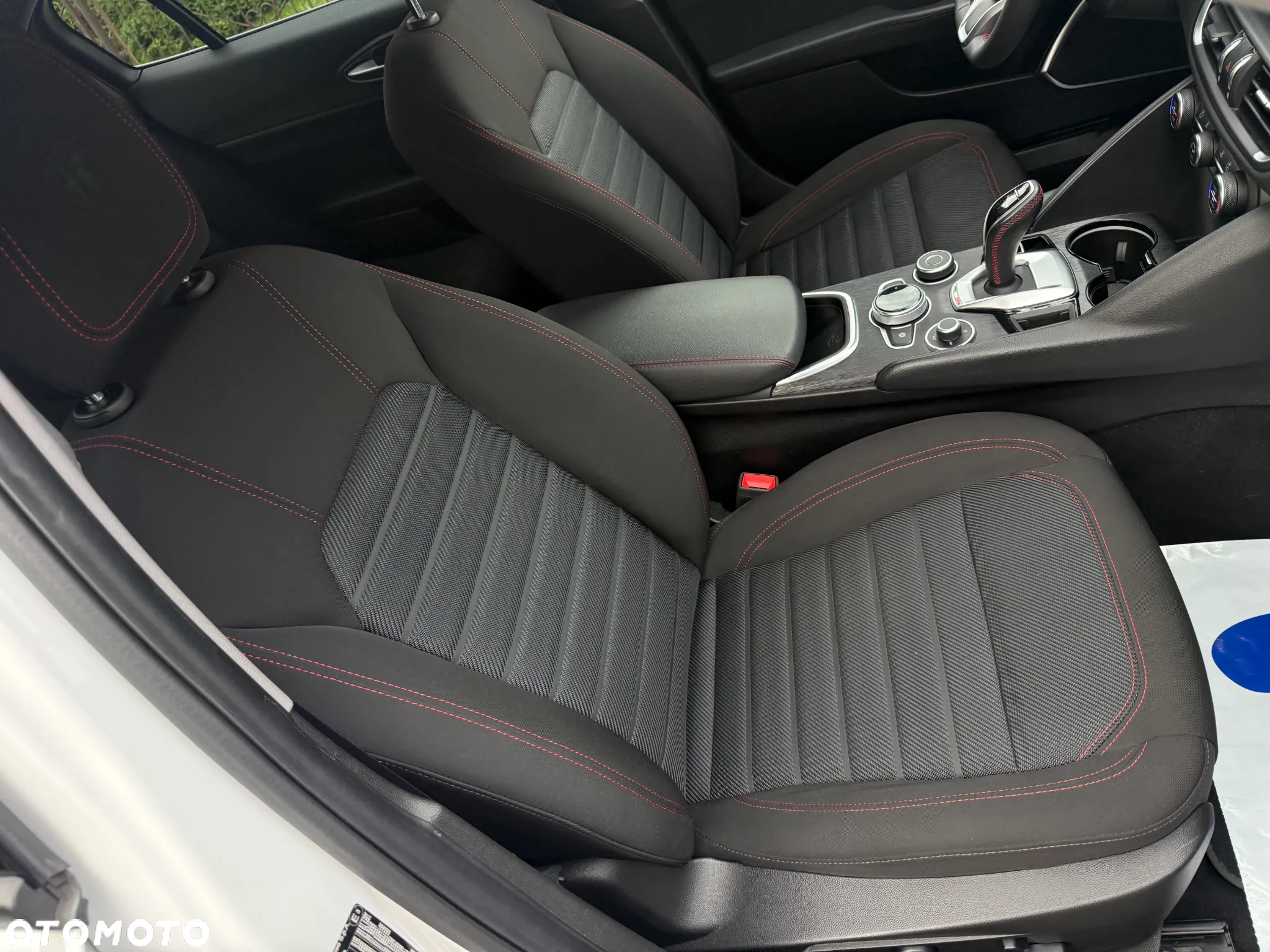 Alfa Romeo Giulia 2.0 Turbo Business - 15