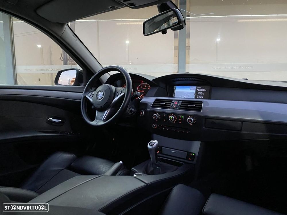 BMW 520 d Touring - 16