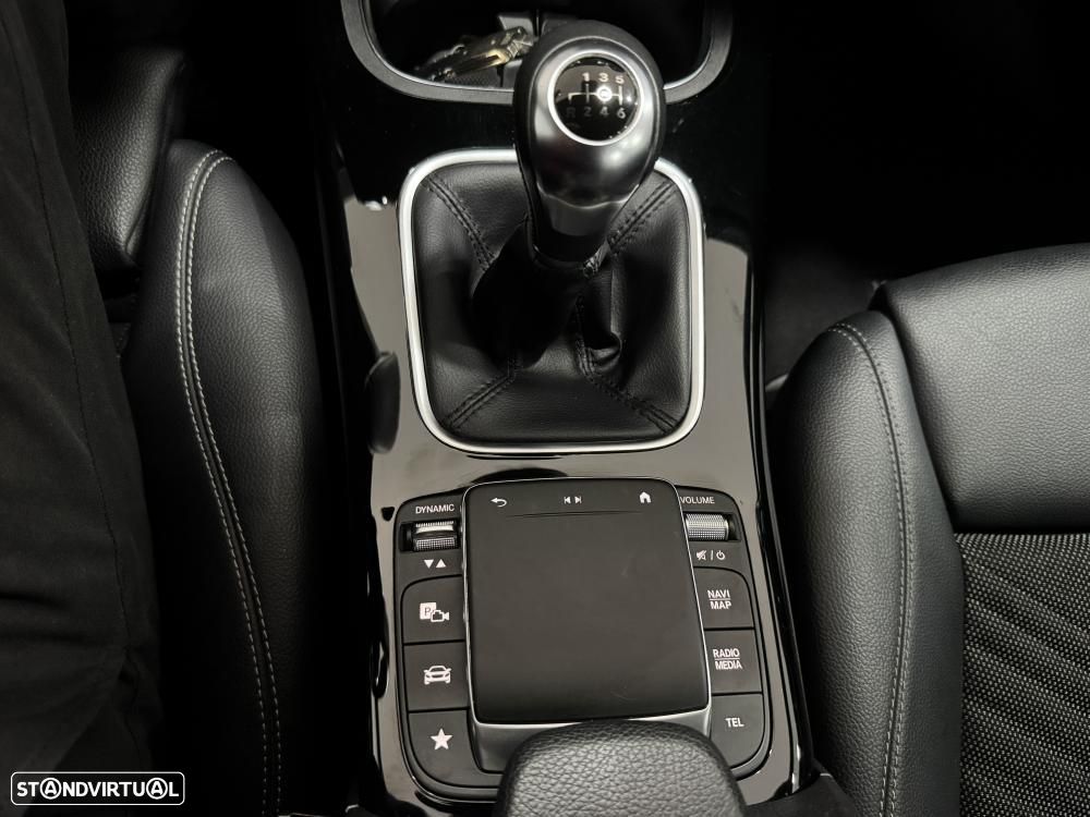 Mercedes-Benz A 180 d Business Solutions - 36