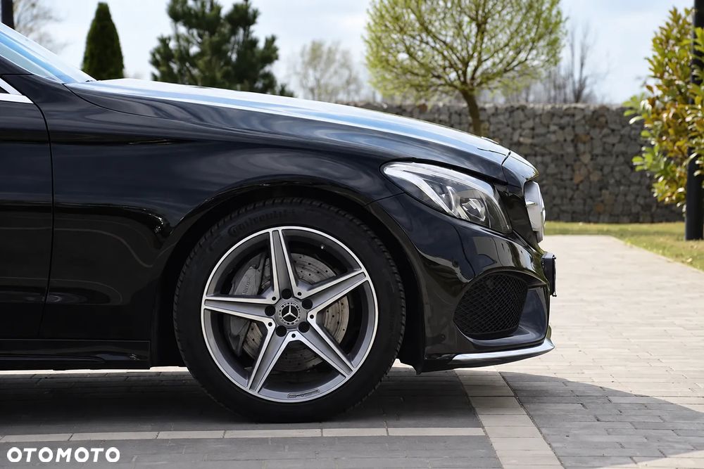 Mercedes-Benz Klasa C 300 9G-TRONIC - 9