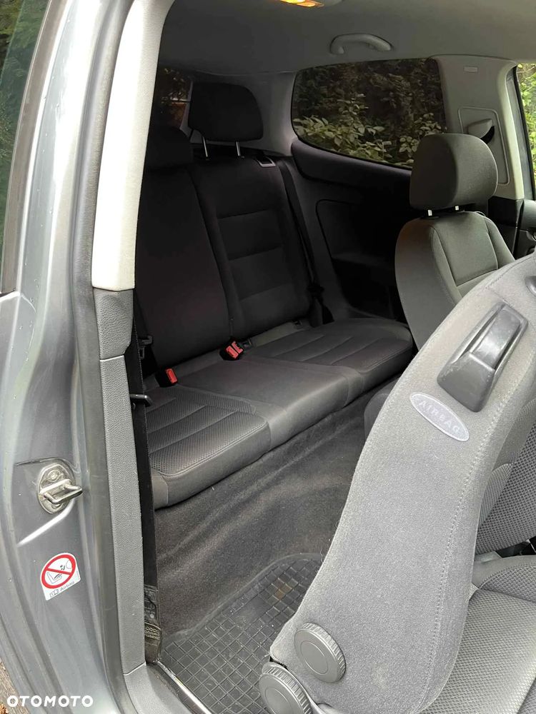 Volkswagen Golf - 9