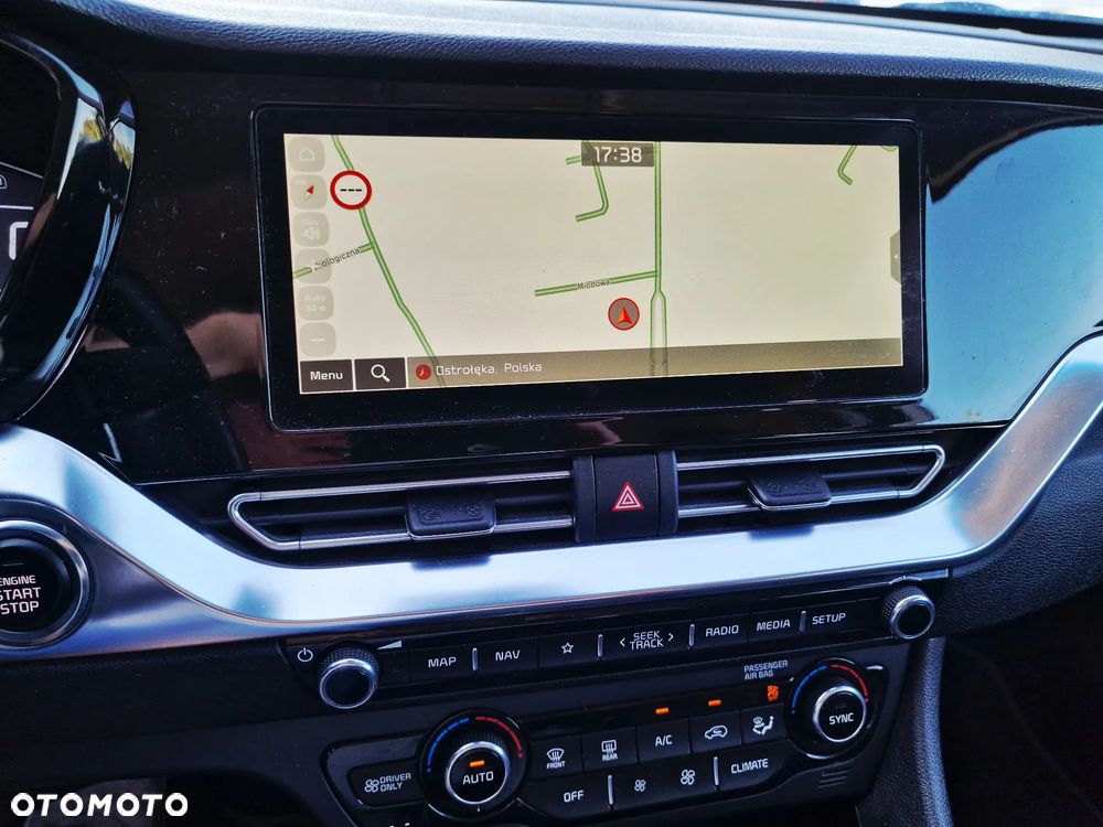 Kia Niro 1.6 GDI Hybrid Business Line - 29