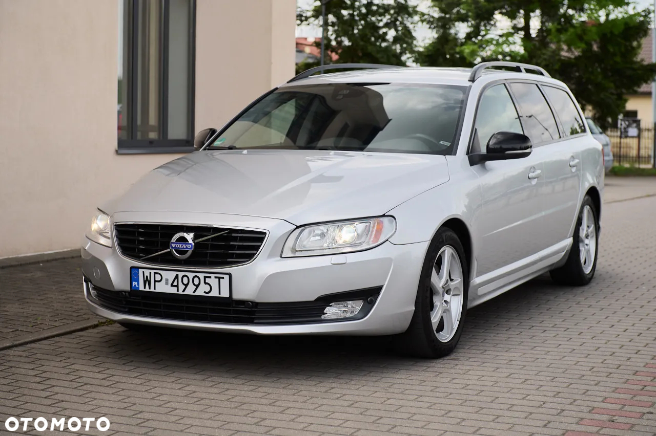 Volvo V70 D4 Black Edition - 4