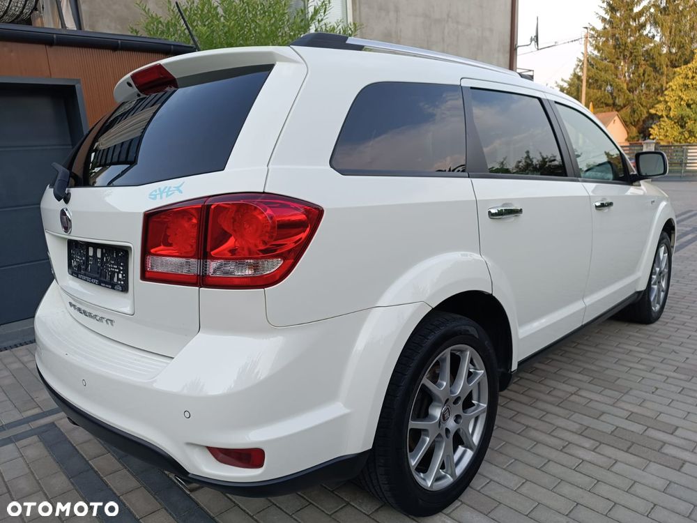 Fiat Freemont 2.0 Multijet 16V DPF Automatik Allrad Cross - 2