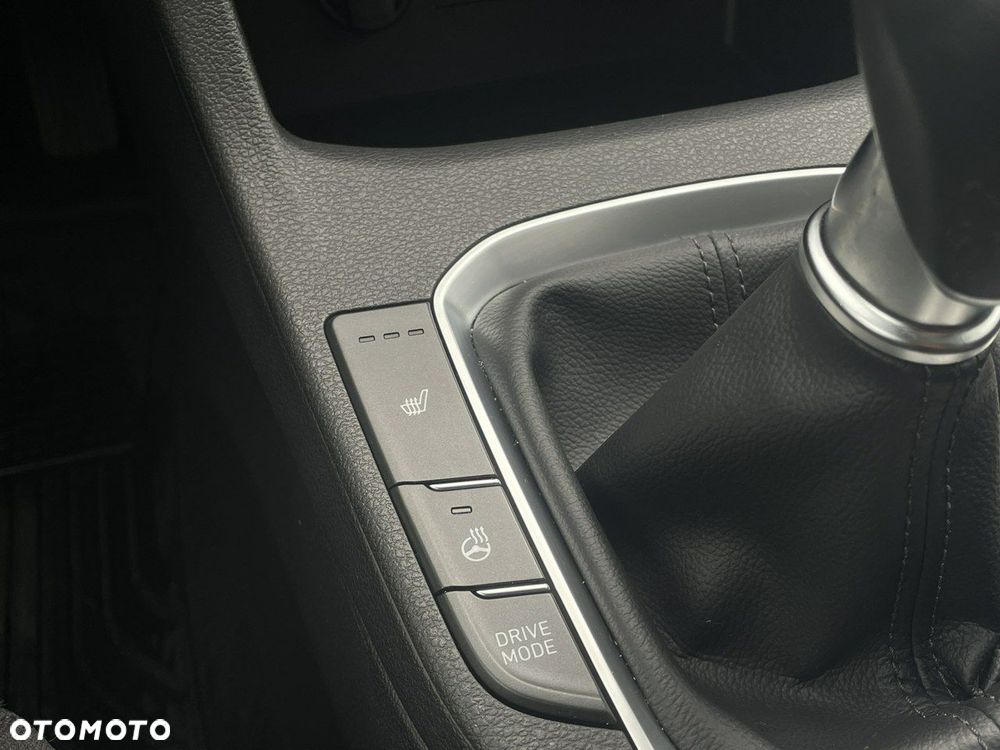 Hyundai i30 - 18