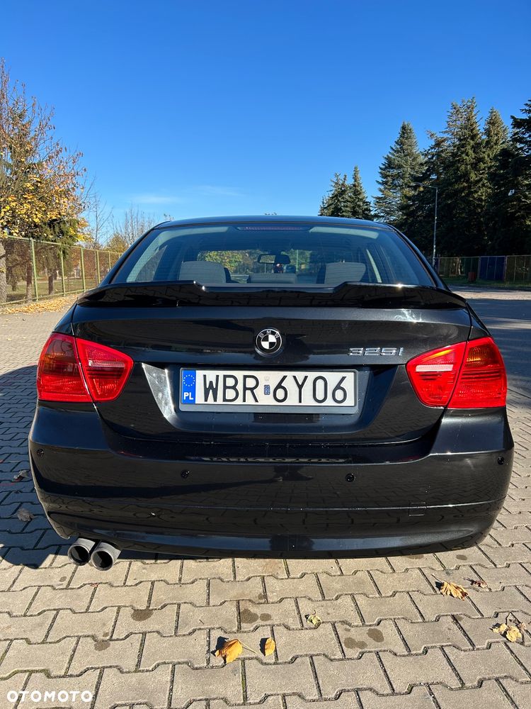 BMW Seria 3 325i - 10