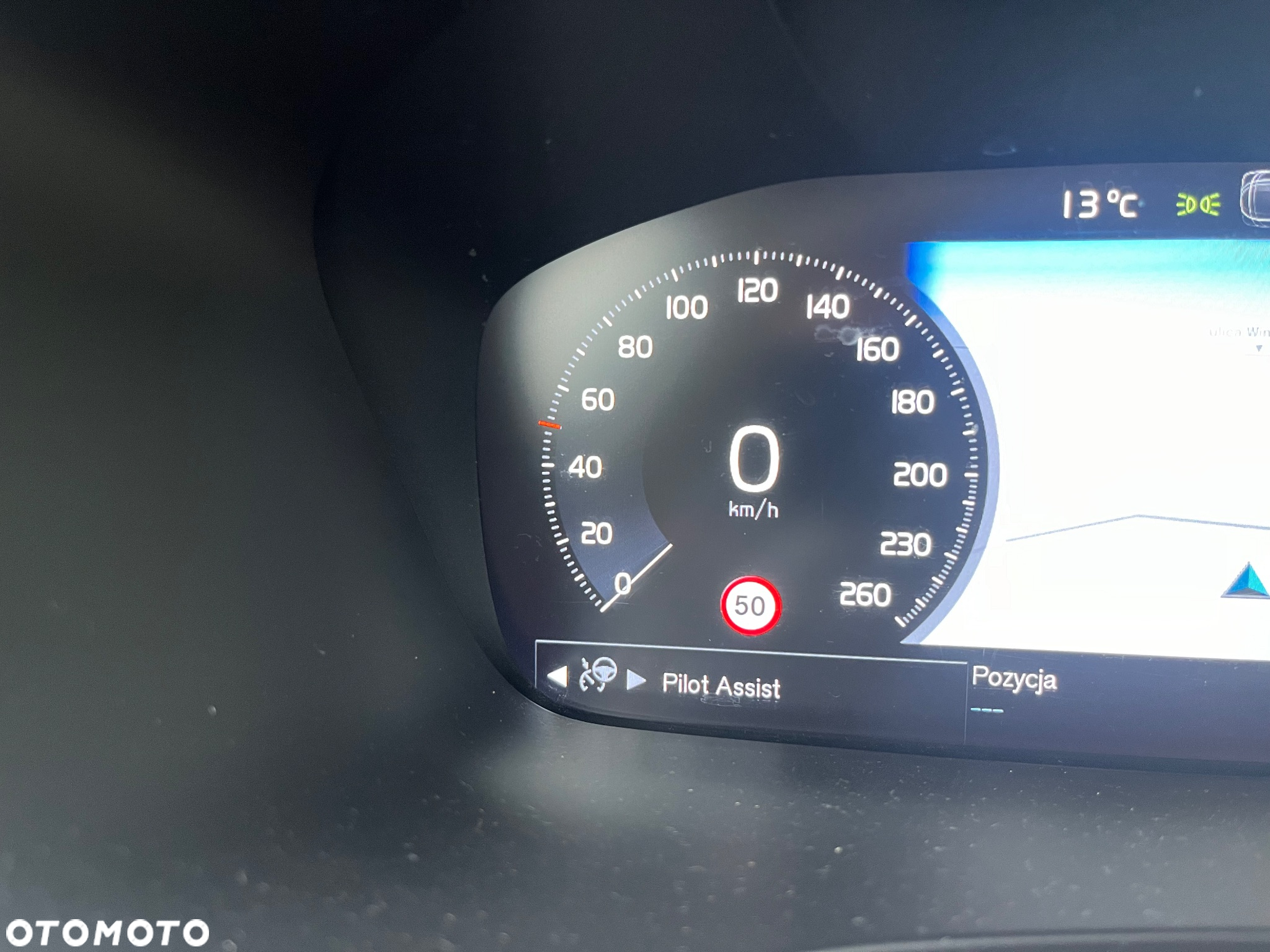 Volvo V90 D4 SCR Momentum Pro - 24