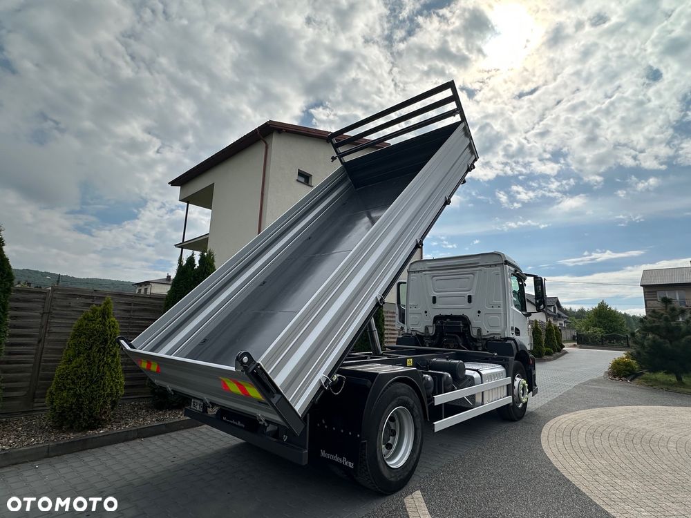 Mercedes-Benz Antos 1827 Wywrotka 2017 rok - 11