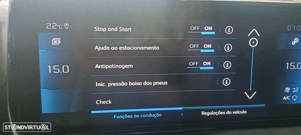 Peugeot 2008 1.5 BlueHDi Allure Pack - 20