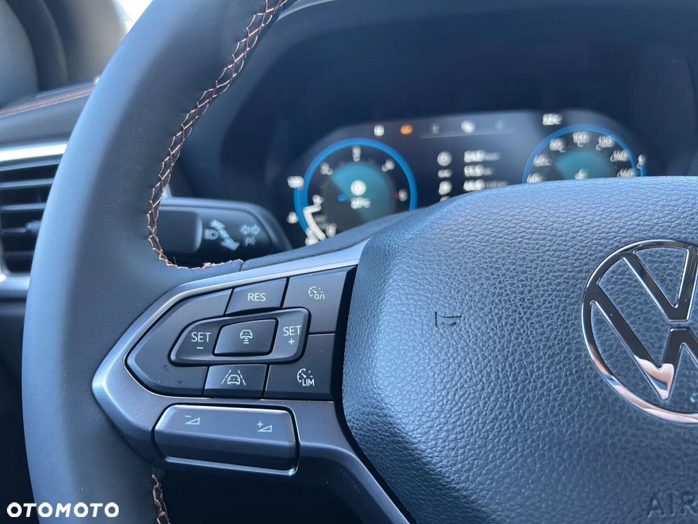 Volkswagen Amarok - 17