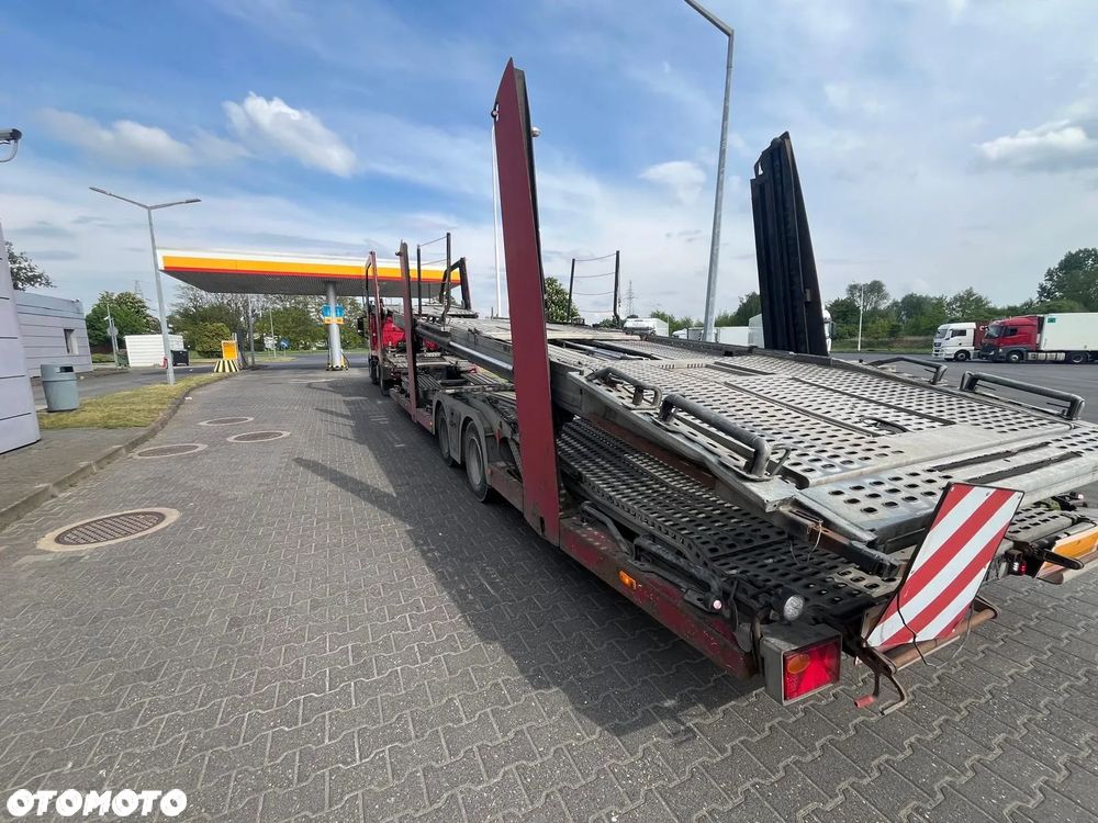 Mercedes-Benz ACTROS - 12