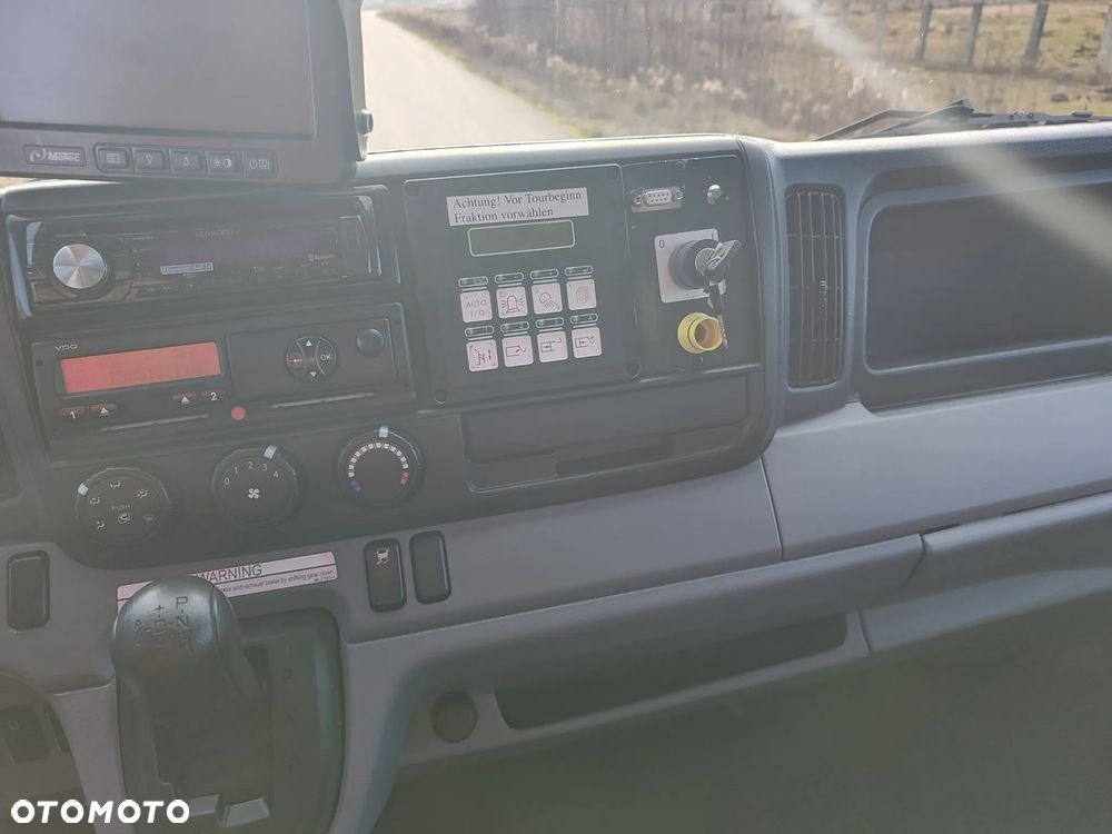 Mitsubishi Canter Fuso 7C15 - 9