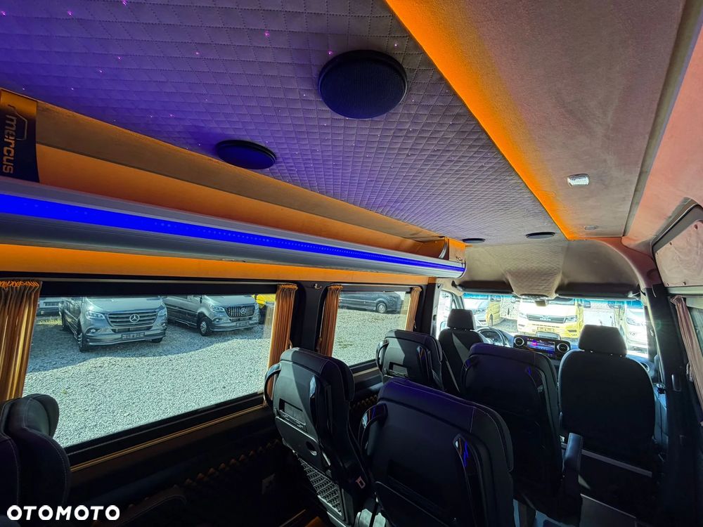 Mercedes-Benz Sprinter 317 - 18