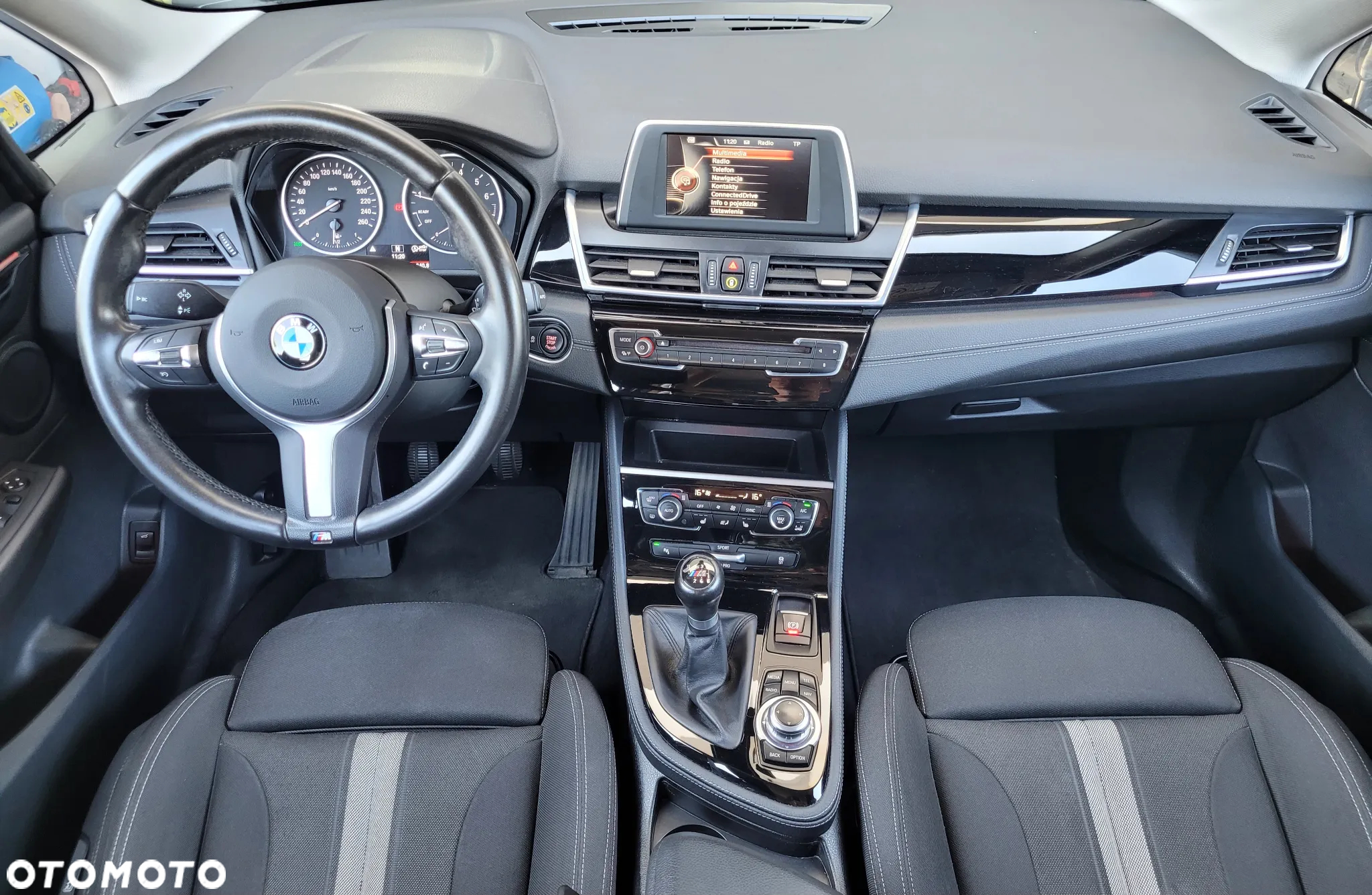 BMW Seria 2 218i Active Tourer M Sport - 10