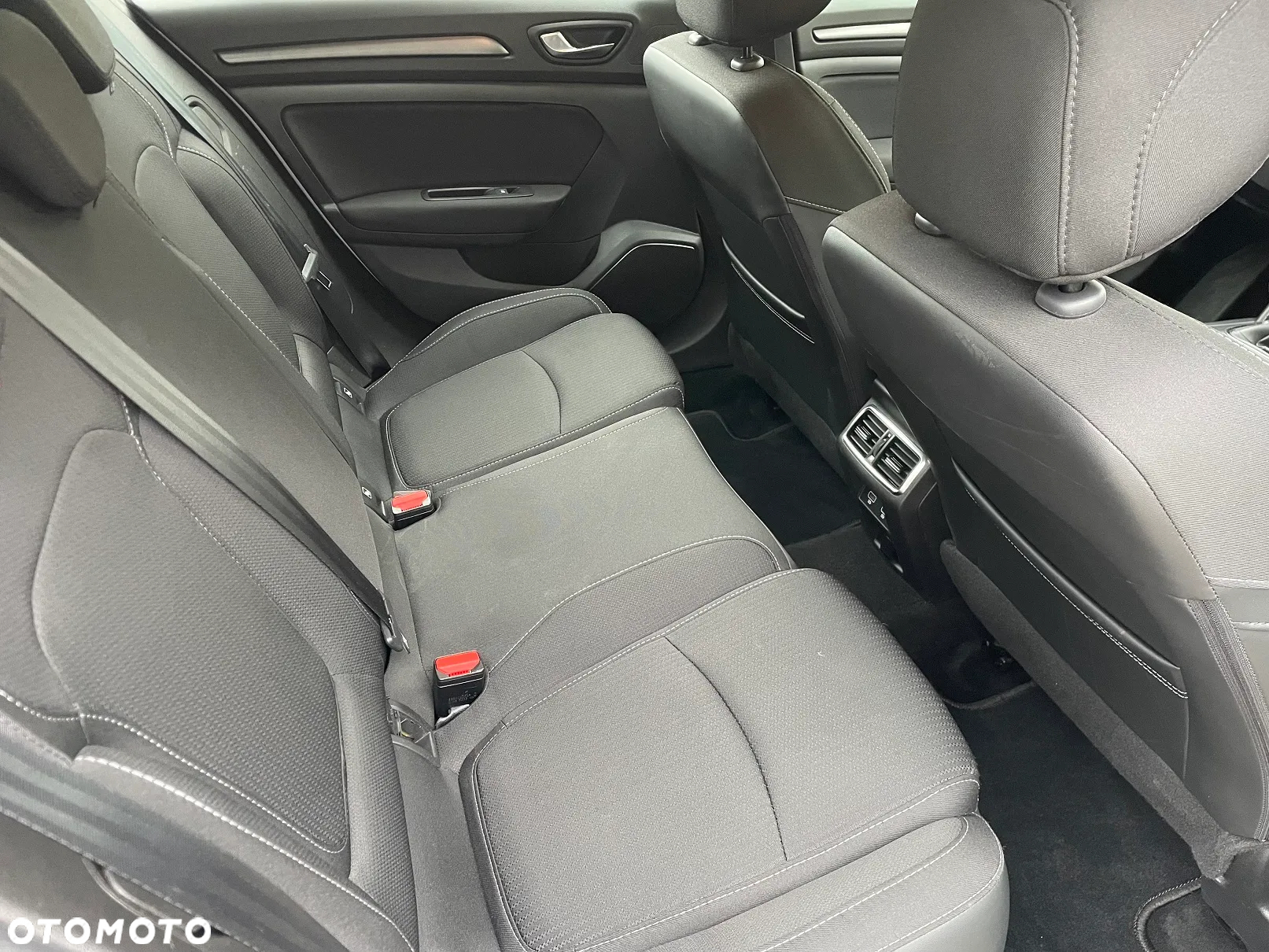 Renault Megane 1.5 Blue dCi Business - 23