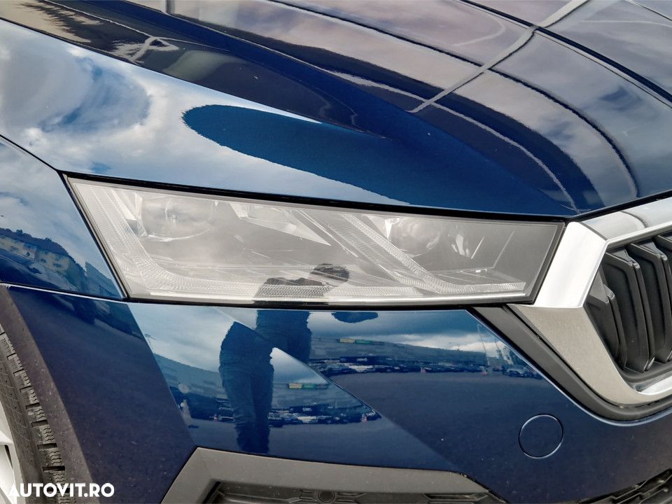 Skoda Octavia 2.0 TDI DSG Ambition - 10