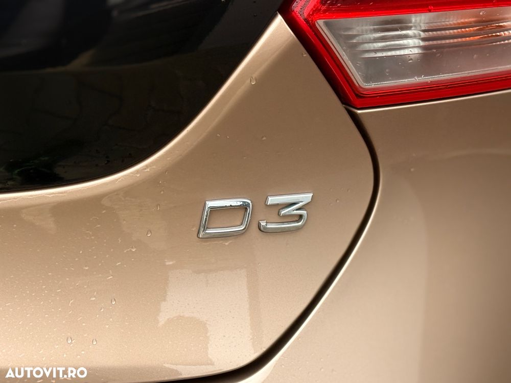 Volvo V40 Cross Country D3 Momentum - 22