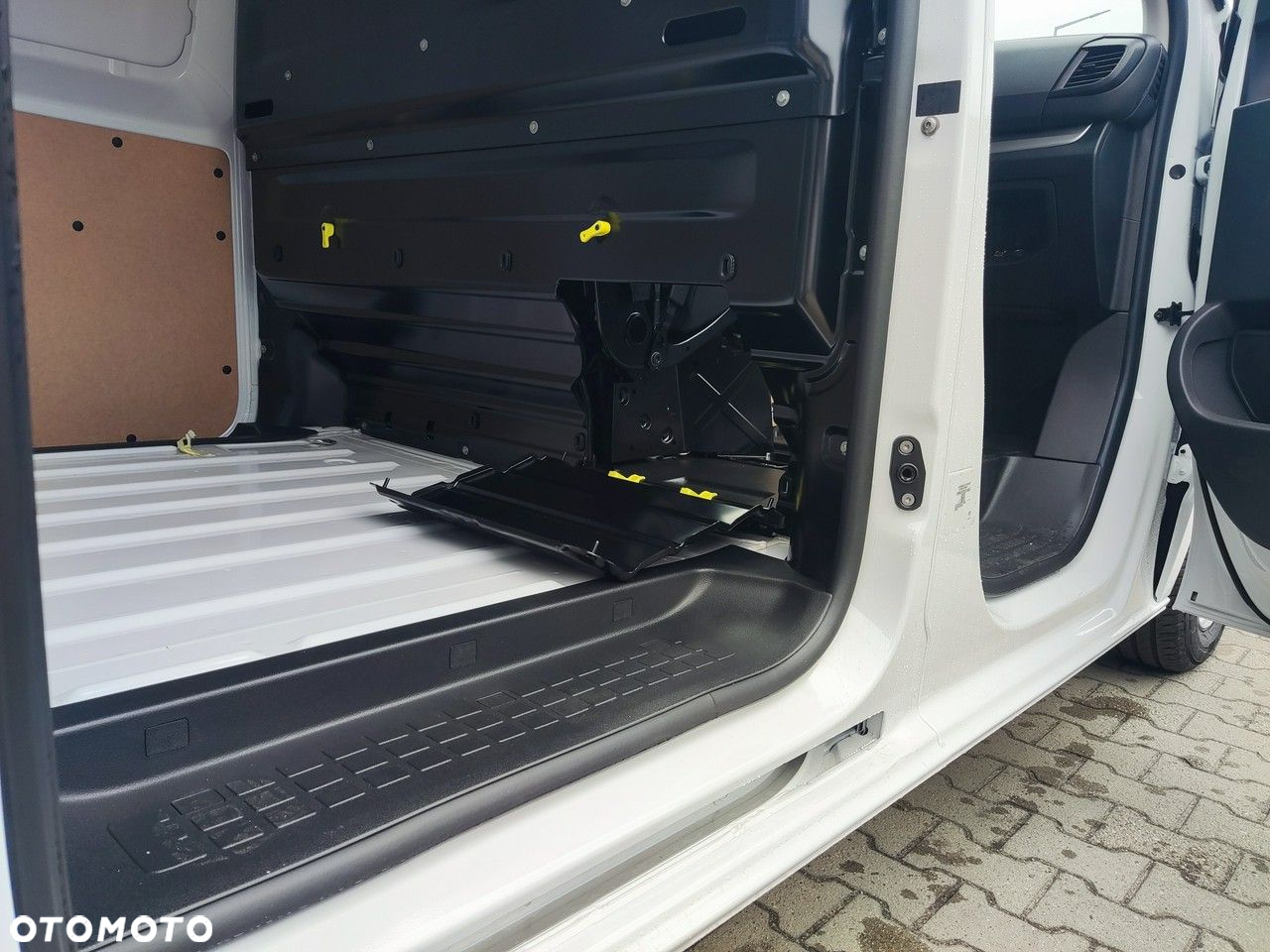 Peugeot Expert - 10