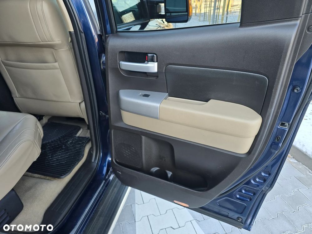 Toyota Tundra 5.7 4x4 Double Cab Limited - 17