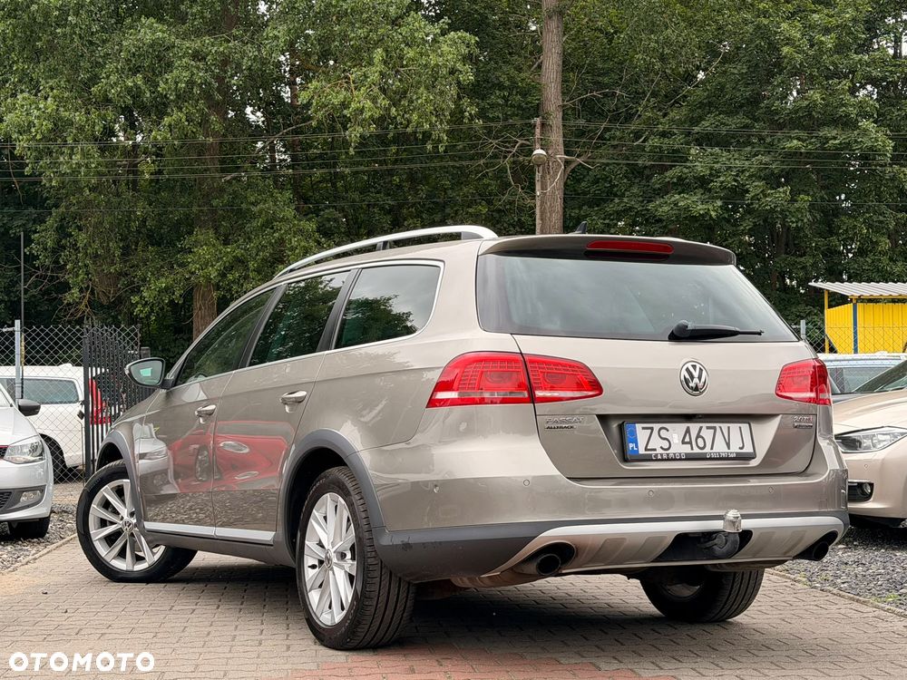 Volkswagen Passat Alltrack - 4