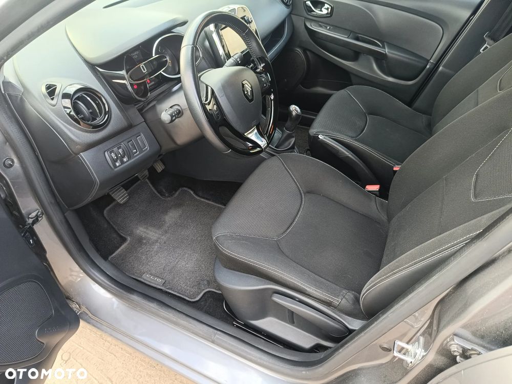 Renault Clio - 29