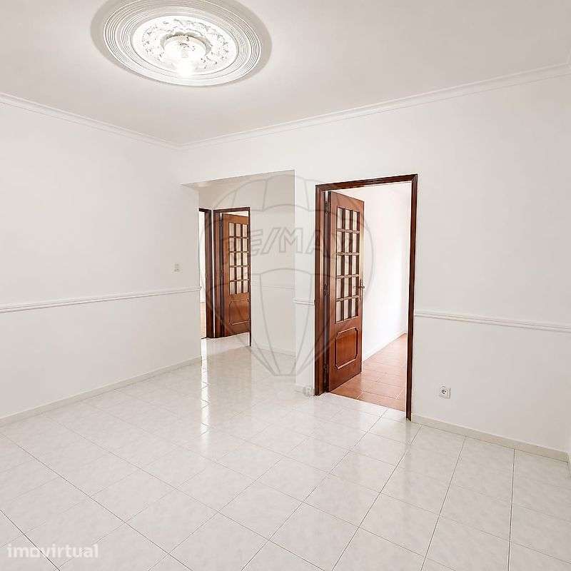 Apartamento T1 para venda - Grande imagem: 2/6