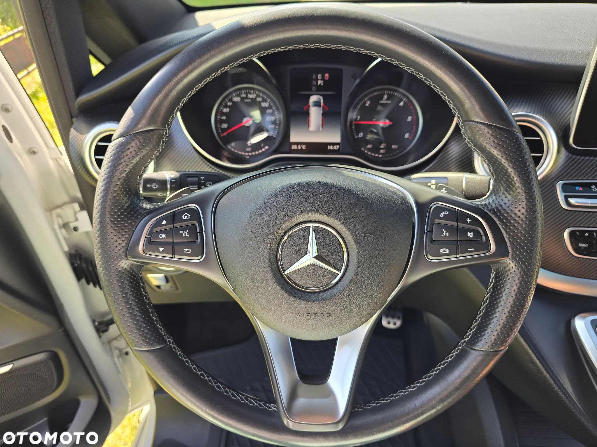 Mercedes-Benz Klasa V 250 d 4-Matic Avantgarde 7G-Tronic (d³ugi) - 26