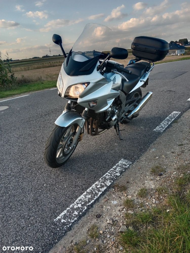 Honda CBF - 3