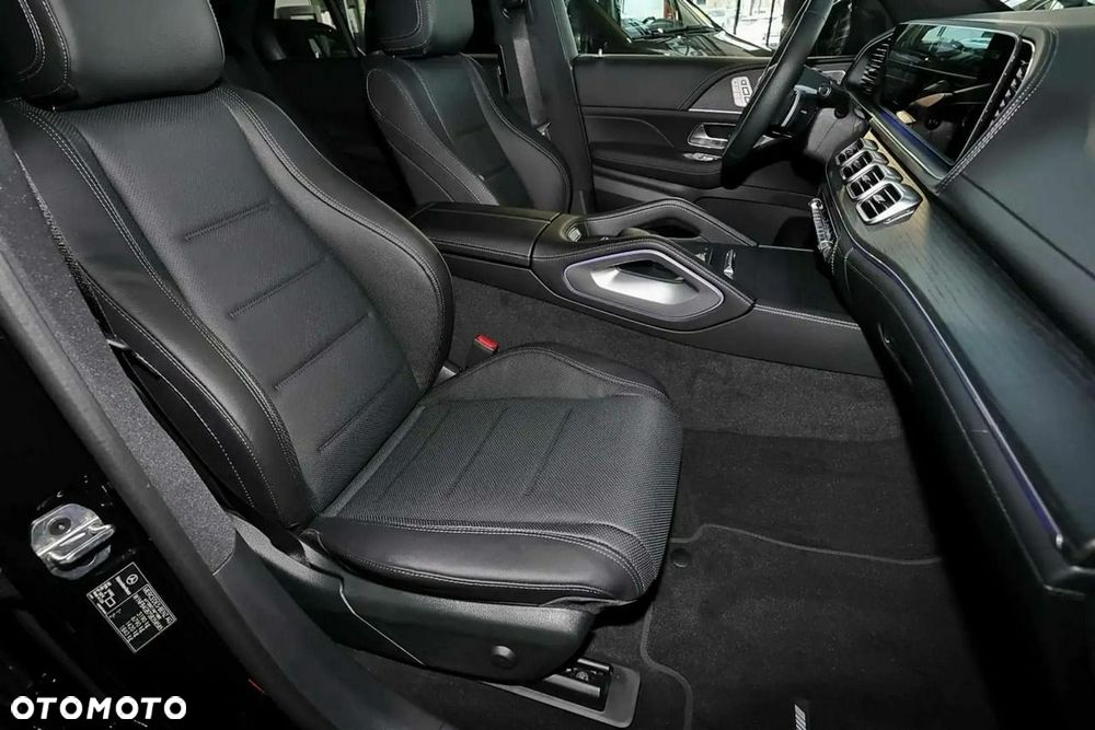 Mercedes-Benz GLE 300 d 4Matic 9G-TRONIC AMG Line Advanced Plus - 9