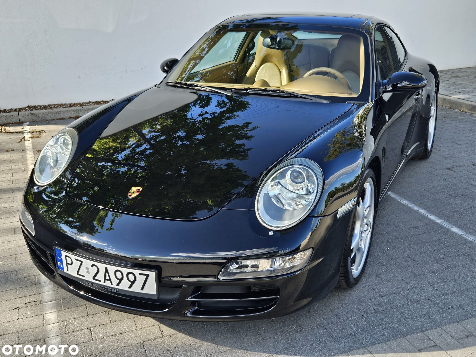 Porsche 911 Carrera 4S - 39