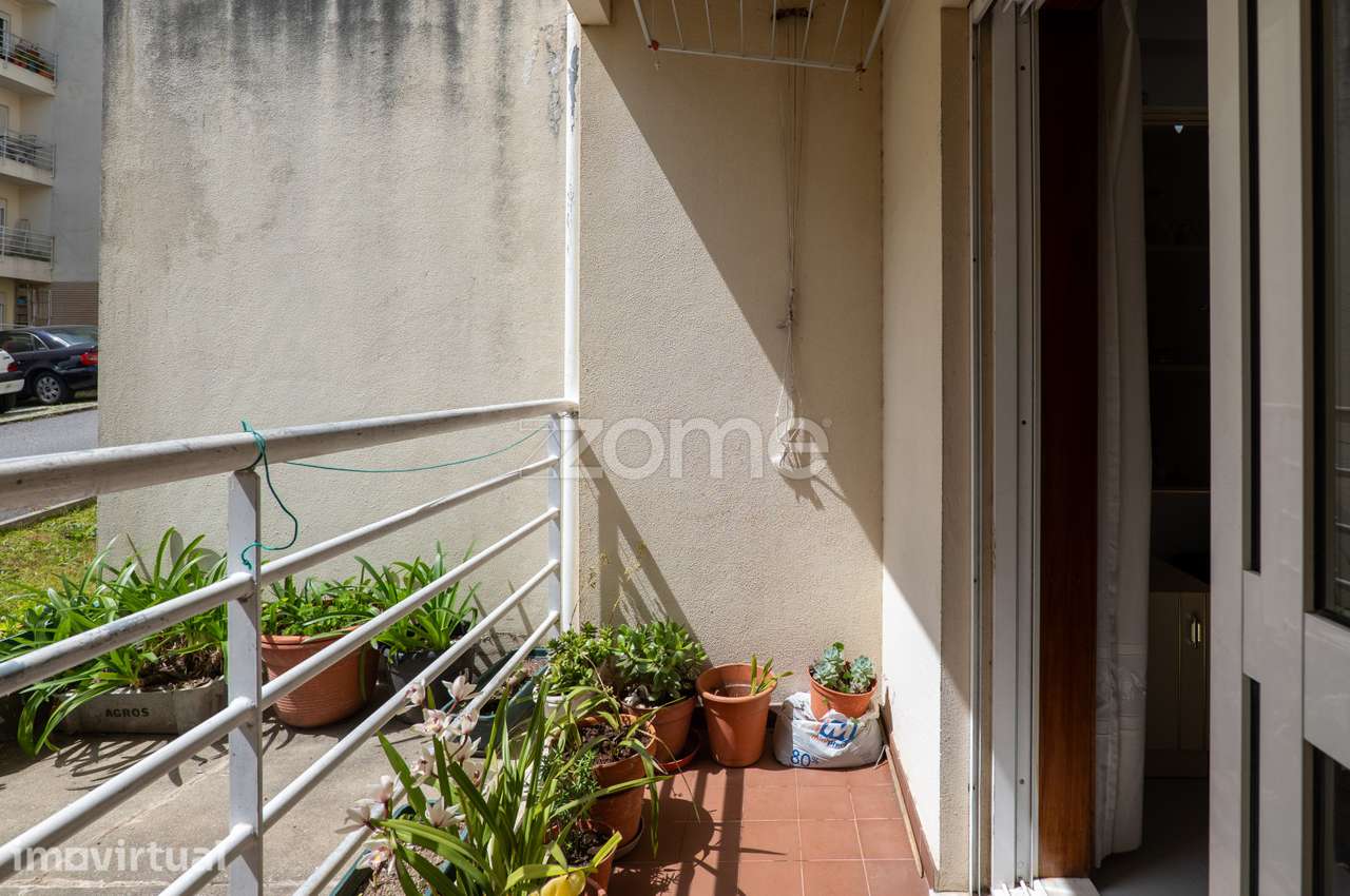 Apartamento T3 com garagem, varanda e arrumos - Grande imagem: 4/24