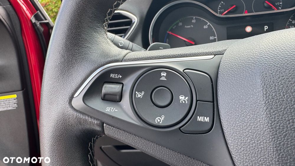 Opel Grandland X 1.6 DI Start/Stop Ultimate - 34
