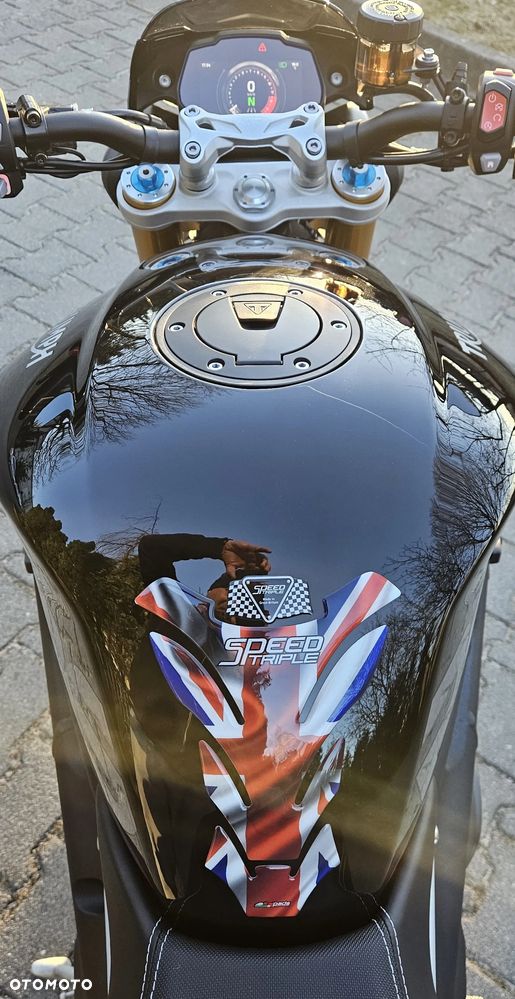 Triumph Speed Triple - 11