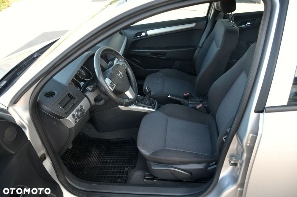 Opel Astra - 12