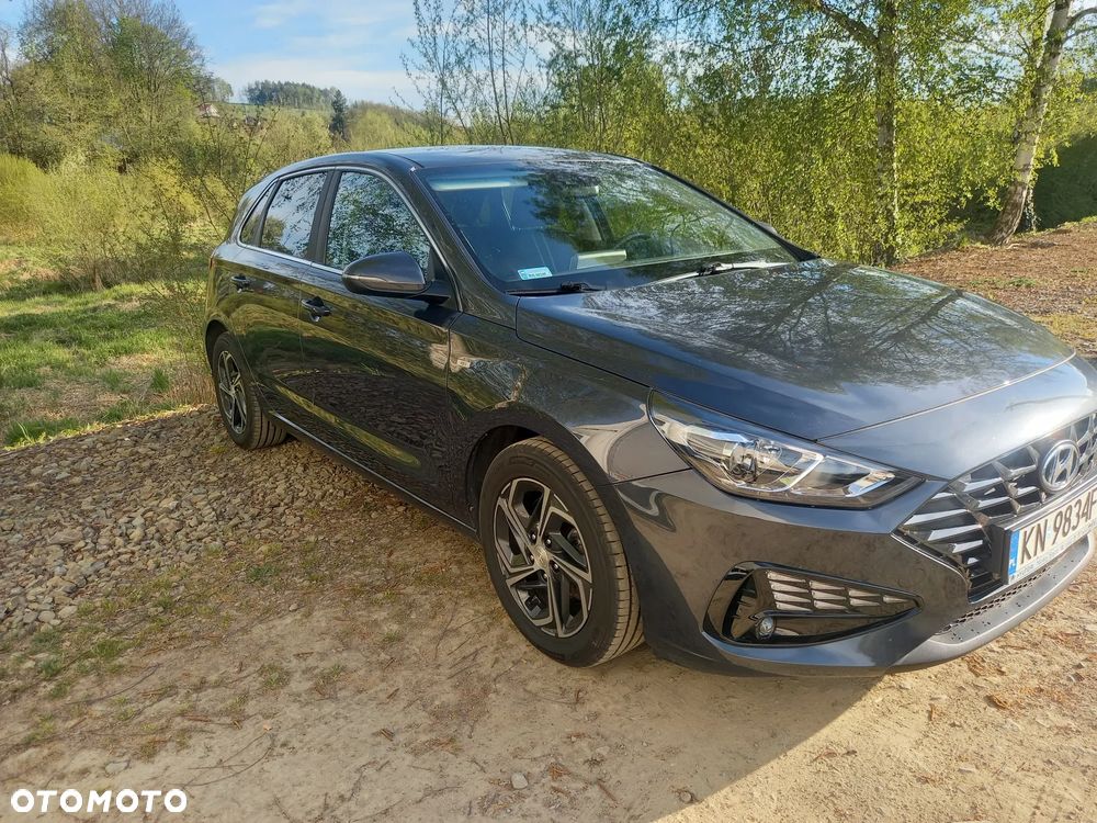Hyundai i30 1.5 T-GDI 48V Comfort DCT - 2