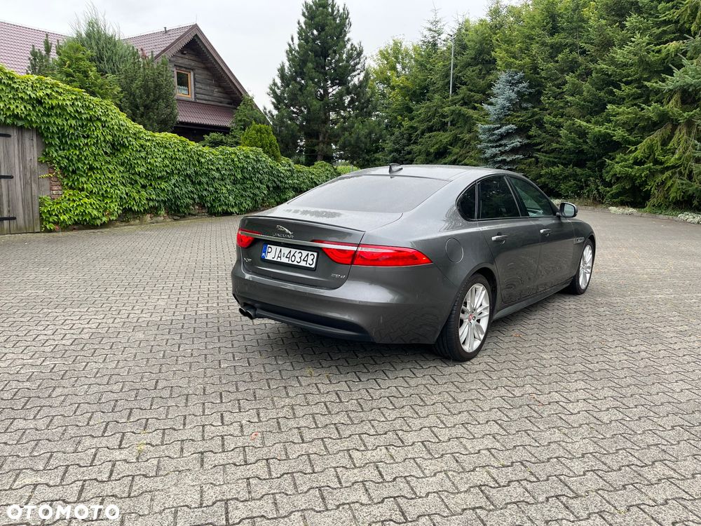 Jaguar XF 20d R-Sport - 7