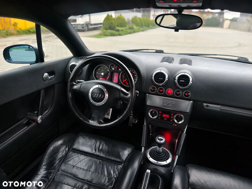 Audi TT Coupé 1.8 T - 12
