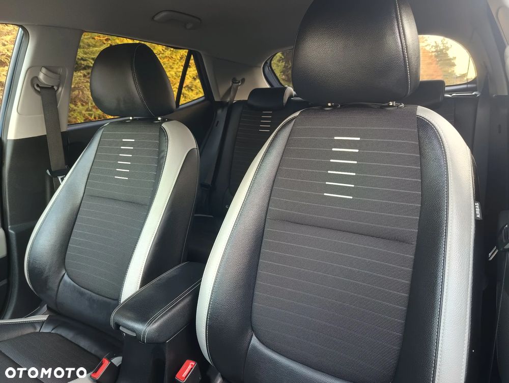 Kia Stonic 1.0 T-GDI DCT OPF Platinum Edition - 4