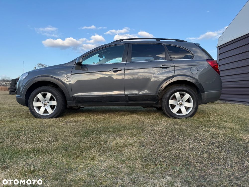 Chevrolet Captiva 2.0 2WD 7 Sitzer LS - 8