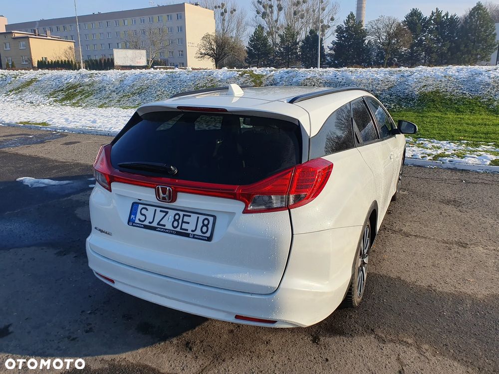 Honda Civic 1.8 Style Edition (Honda Connect+) - 4