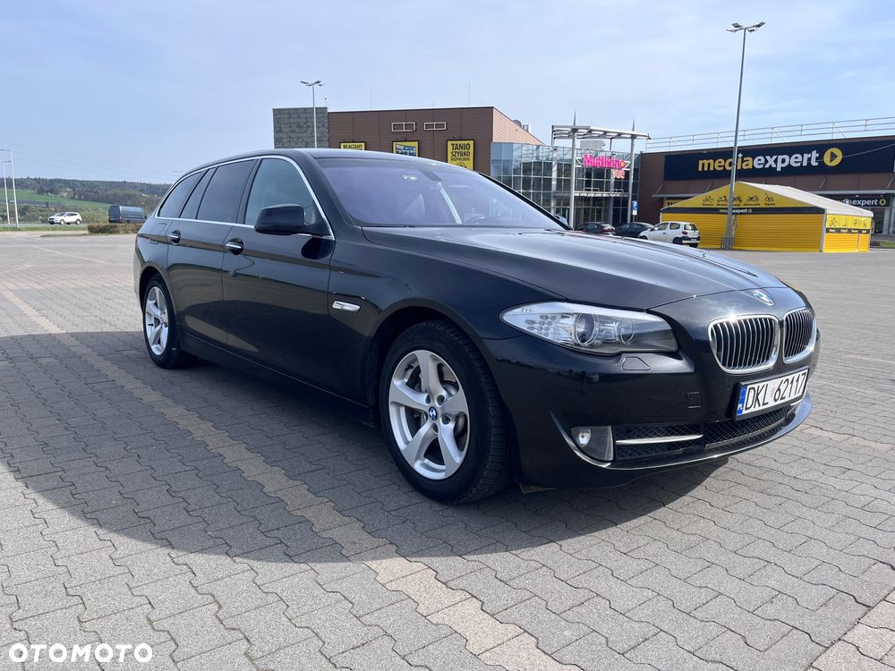 BMW Seria 5 525d xDrive - 1